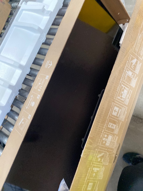 Photo 1 of ***Parts Only ***Samsung 65-Inch Class QLED Q7F Series Samsung Vision AI Smart TV (2025 Model, 65Q7F) Quantum HDR, Object Tracking Sound Lite, Q4 AI Gen1 Processor, 4K upscaling, Gaming Hub, Alexa Built-in