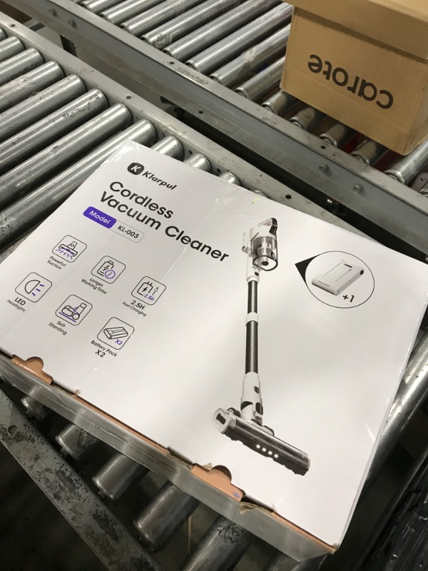 Photo 1 of Klarpul Cordless Vacuum Cleaner, 2 Batteries 140 Mins Runtime 600W 50Kpa Stick Vacuum Cordless, Self-Standing Vacuum Cleaners for Home with 2.5H Fast Charging, for Floor/Carpet/Pet Hair, White