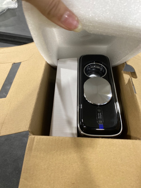 Photo 1 of ******NONFUNCTIONAL - SELLING FOR PARTS ONLY******
Smart 4K Projector [Bundled with Google TV Stick] with WiFi and Bluetooth, 2500ANSI, Auto Lens Cap, Portable Outdoor Movie Projector with Built-in Apps Auto Focus for Ceiling/Home Theater/Bedroom