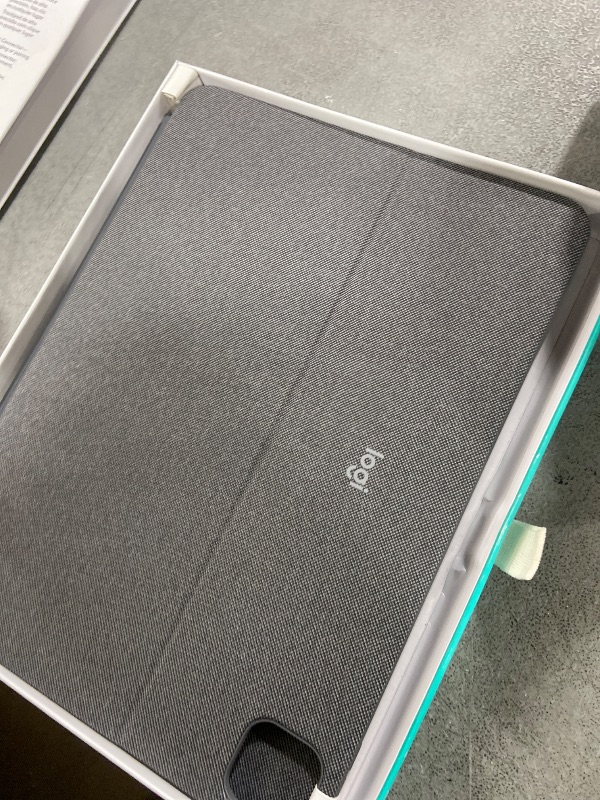 Photo 1 of Logitech Combo Touch iPad Pro 11-inch (1st, 2nd, 3rd, 4th gen - 2018, 2020, 2021, 2022) Keyboard Case - Detachable Backlit Keyboard, Click-Anywhere Trackpad - Oxford Gray; USA Layout