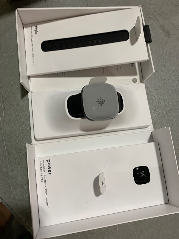 Photo 1 of Fitbit Versa 4 Fitness Smartwatch with Daily Readiness, GPS, 24/7 Heart Rate, 40+ Exercise Modes, Sleep Tracking and more, Black/Graphite, One Size (S & L Bands Included)