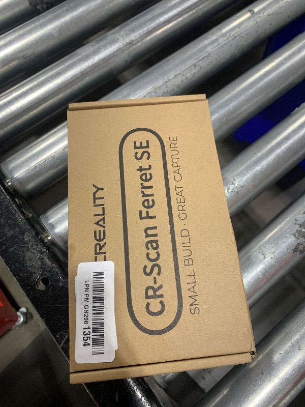 Photo 1 of Creality CR-Ferret SE 3D Scanner Desktop Fast 0.1 Mm High Accuracy Flexible Scanning Range Anti-Shake 24-Bit Full-Color Scanning for Black Metal Non-Reflective Objects Mac Windows