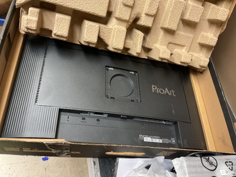 Photo 5 of ASUS - ProArt Professional Monitor with HDR (DisplayPort, HDMI, USB-C)