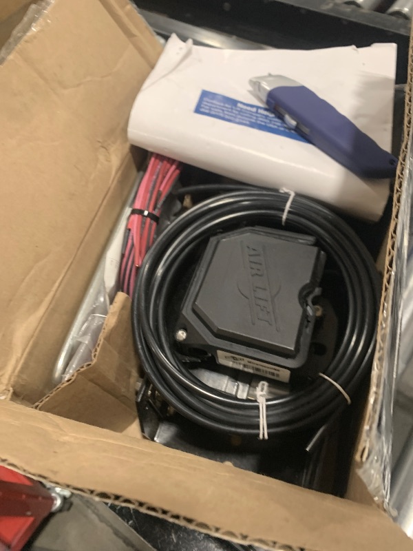 Photo 1 of Air Lift WirelessOne 2nd Generation + EZ Mount On-Board Air Compressor with Mobile App - 25980EZ
