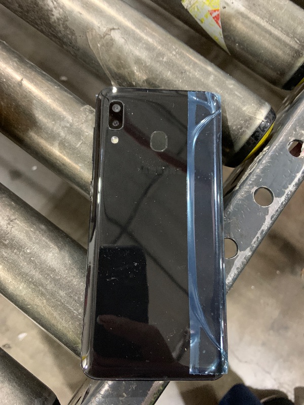 Photo 1 of Samsung Galaxy  A20 - Unlocked (Renewed)