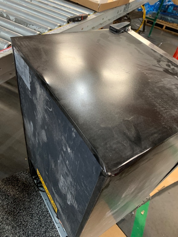 View 3 of ***MAJOR DAMAGE, NONFUNCTIONAL, PARTS ONLY***
Whynter FWC-341TS 34 Bottle Freestanding Stainless Steel Wine Refrigerator with Display Shelf and Digital Control, Gray