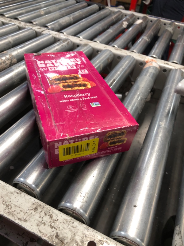 Photo 1 of ***Exp: 08/18/26 *** Nature’s Bakery Whole Wheat Fig Bars, Raspberry, Real Fruit, Vegan, Non-GMO, Snack bar, 1 box with 12 twin packs (12 twin packs)