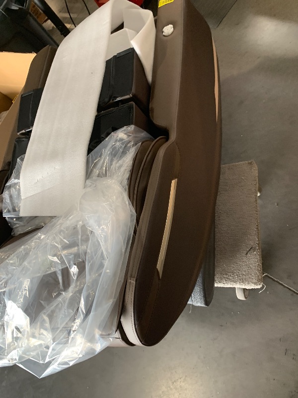 Photo 1 of ***FACTORY SEALED******TRUCK/TRAILER PICKUP ONLY***Real Relax Massage Chair Full Body, Zero Gravity Massage Chair with 6 Auto Modes, 8 Fixed-Point Massage Rollers, LCD, Bluetooth, Brown