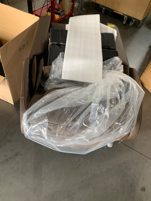 Photo 1 of ***FACTORY SEALED******TRUCK/TRAILER PICKUP ONLY***Real Relax Massage Chair Full Body, Zero Gravity Massage Chair with 6 Auto Modes, 8 Fixed-Point Massage Rollers, LCD, Bluetooth, Brown