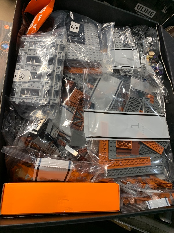 Photo 1 of ***MISSING PARTS***
Lumibricks Steampunk Ore Factory Lighting Building-Bricks Set, 3138 Pcs Interactive Mechanical Factory Collection Display Set for Adults and Steampunk Lovers