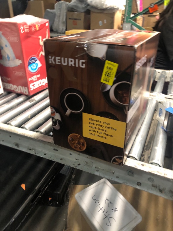 Photo 1 of ****NON FUNCTIONAL PARTS ONLY ***** Keurig K-Supreme Single Serve K-Cup Pod Coffee Maker, MultiStream Technology, 4 Brew Sizes, 66oz Dual-Position Removable Reservoir, Black