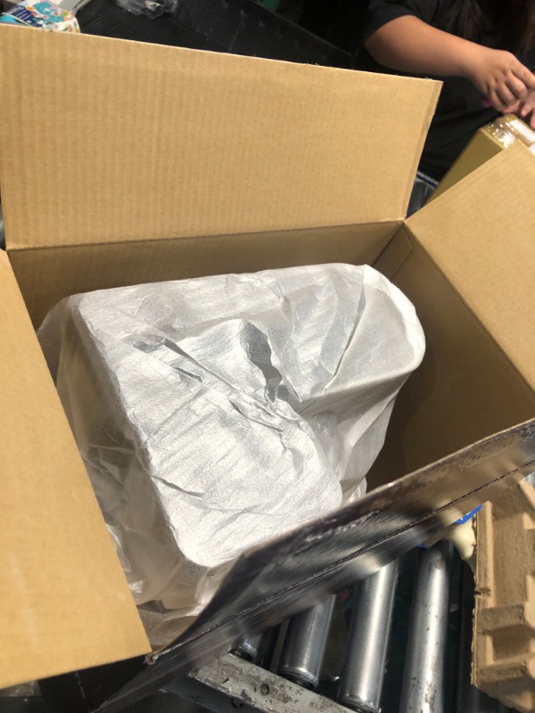 Photo 1 of ****NON FUNCTIONAL PARTS ONLY ***** Keurig K-Supreme Single Serve K-Cup Pod Coffee Maker, MultiStream Technology, 4 Brew Sizes, 66oz Dual-Position Removable Reservoir, Black