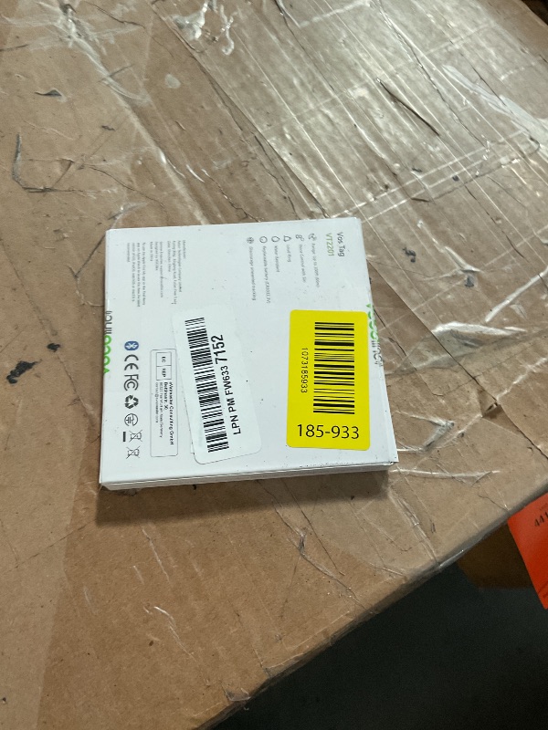 Photo 1 of [Apple MFi Certified] VOCOlinc Air Tracker Tags 4 Pack Black, Smart Key Finder Work with Apple Find My APP (iOS Only,Not for Android), Item Locator for Luggage Suitcases/Bag/Wallet,Replaceable Battery