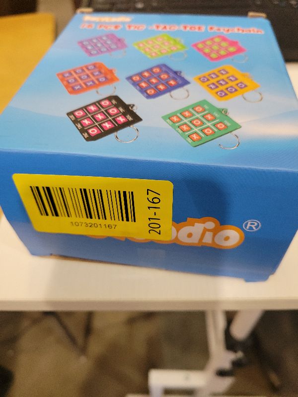Photo 1 of 16PCS Tic Tac Toe Game Birthday Party Favors Goodie Bags Stuffers for Kids 3-5 4-8 8-12 Summer End of Year Student Gifts from Teacher Classroom Treasure Carnival Prize Box Return Gift Pinata Keychain