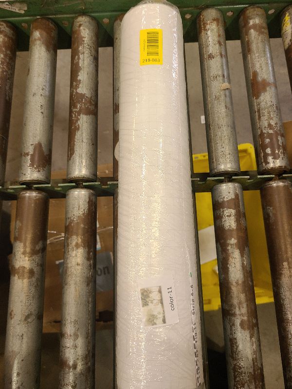 Photo 1 of 1000sqft (4ft Wide) US Energy Products: Commercial Grade Solid White Foil Non Perforated No Tear Heavy Duty Scrim Radiant Barrier Reflective Insulation Vapor Barrier Roof Attic House Wrap SCIF RIFD