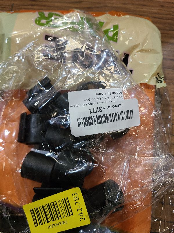 Photo 1 of 20 Pieces Garden Flag Clips,Anti-Wind Flag Garden Banner Stopper Banner Fixing Clips Flag Pole Clamp Plastic Garden Flag Clip for Yard Lawn and Garden Flag Holder Stand