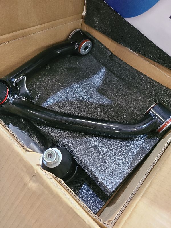 Photo 1 of 2-4" Lift Front Upper Control Arms for 2007-2018 Chevy Silverado GMC Sierra 1500, 2007-2014 Chevy Tahoe Suburban 1500 GMC Yukon/Yukon XL 1500 Cadillac Escalade, 2007-2013 Chevy Avalanche