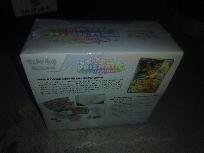 Photo 1 of Pokemon TCG: Scarlet & Violet—Prismatic Evolutions Elite Trainer Box