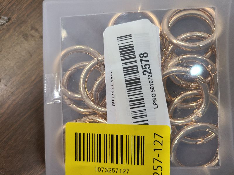 Photo 1 of 20 Pack 1 Inch Key Ring Clip, Spring O Rings Round Carabiner Clip, Metal Keychain Rings for Keys, Bags, Buckle, Purses (Gold)