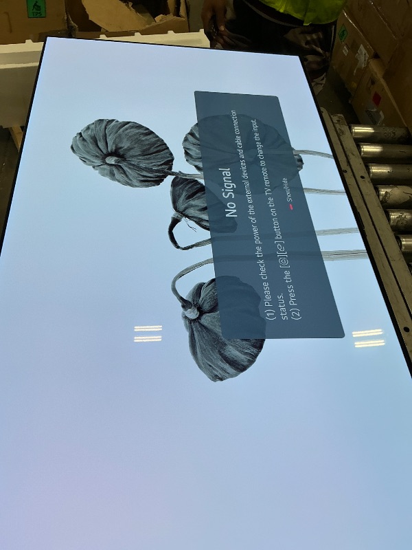 Photo 1 of **CORNER HAS SOME DAMAGE** LG 55-Inch Class OLED evo AI 4K C5 Series Smart TV w/Dolby Atmos, Dolby Vision, HDR10, AI Super Upscaling 4K, Filmmaker Mode, Wow Orchestra, Alexa Built-in (OLED55C5PUA, 2025)