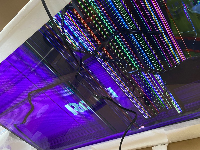 Photo 1 of ***BROKEN NOT FUNCTIONAL ***Roku Smart TV – 43-Inch Select Series, 4K HDR TV – Roku TV with Roku Remote – Flat Screen LED Television with Wi-Fi for Streaming Live Local News, Sports, Family Entertainment