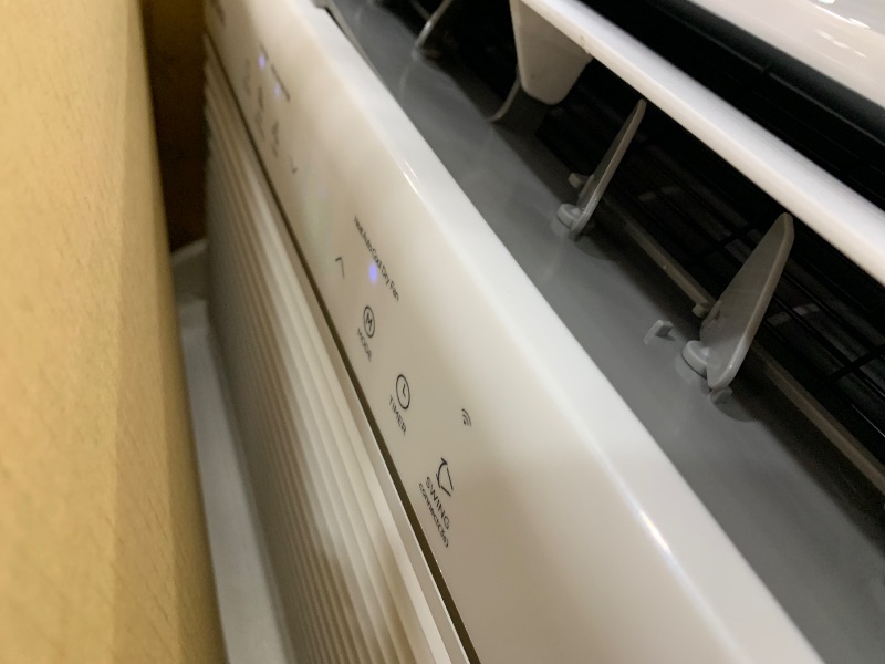 Photo 1 of **PARTS ONLY** Midea Inverter Window Air Conditioner with Heat – Quiet Window AC Unit and Heat Combo with Dehumidifier – Cools up to 550 Sq. Ft. – Energy Star Rated, Smart Control, Remote, 12,000 BTU