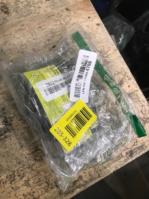 Photo 1 of (2 Pack) Zilla Reptile Terrarium Covers Heavty Duty Screen Clips, Large 30Gallon or Larger, 2 Clips each