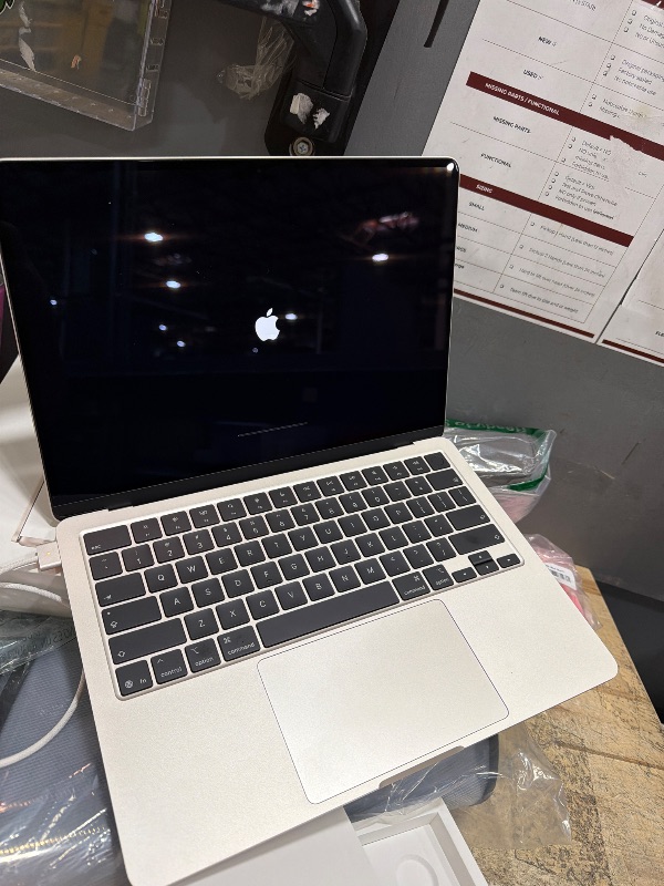 Photo 1 of (Tech. issues) Apple 2026 MacBook Air 13-inch Laptop with M5 chip: Built for AI, 13.6-inch Liquid Retina Display, 24GB Unified Memory, 1TB SSD, 12MP Center Stage Camera, Touch ID, Wi-Fi 7; Starlight
