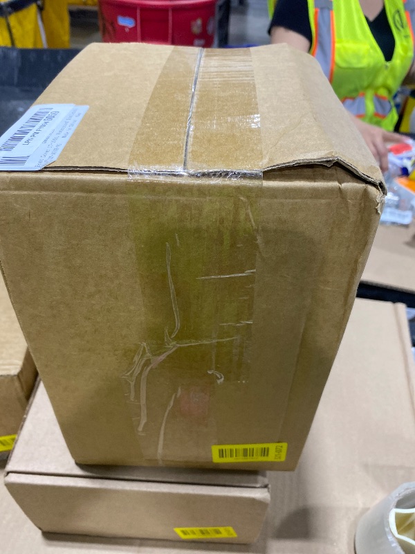 Photo 1 of JZAHYUK Boat Cover 17-19ft, Waterproof Trailerable Boat Cover, Heavy Duty UV Resistant Marine Grade Polyester Canvas, Fits 17-19ft V-Hull, Tri-Hull, Fishing Runabout Boat with Tightening Strap