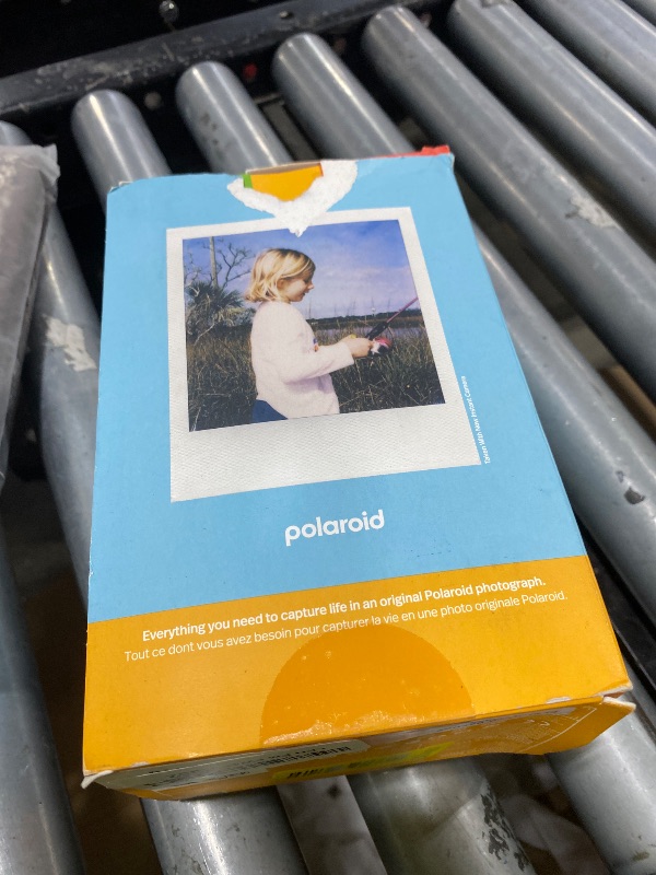 Photo 1 of Polaroid Now 3rd Generation I-Type Instant Camera + Film Bundle - Now Arctic Blue Camera + 16 Color Photos (6644)