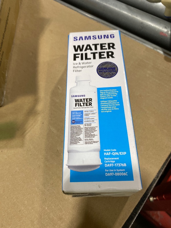 Photo 1 of Samsung HAF-QIN/EXP Genuine Refrigerator Water Filter, Reduces 99% of Harmful Contaminants for Clean, Clear Drinking Water, 6-Month Life, Easy Install, Pack of 1