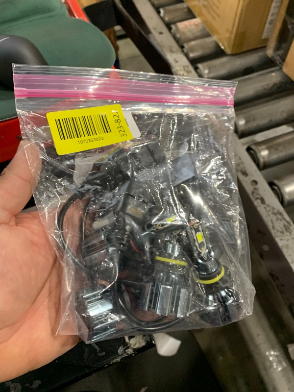 Photo 1 of JEAZONFA Light Bulbs Compatible For 2003 2004 2005 2006 Chevy Silverado 1500 2500 3500, 9005 Hi Beam + 9006 Lo Beam + 9145 Fog Light Bulbs, 6500K Cool White,Plug and Play,Pack of 6