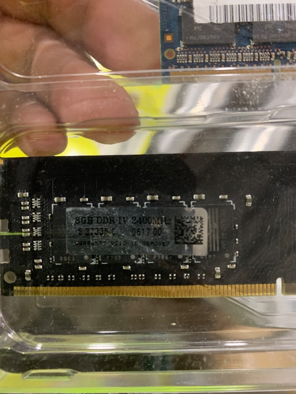 View 4 of USED*hynix 2gb 2rx8 3pc3  & 8gb ddr-IV 2400MHz