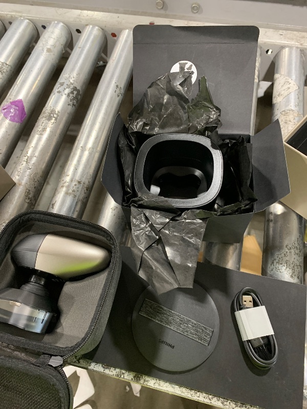 Photo 1 of Philips Norelco Head Shaver Pro 9000 Series - Electric Shaver for Men and Women, 360° Flexing Head & ComfortCut Blades for Clean Shave, Gentle on Skin, Model HS9980/40