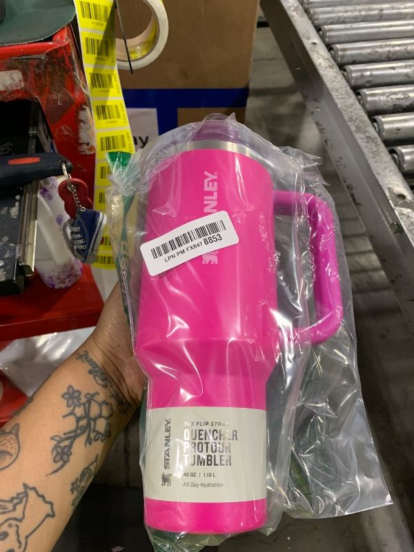Photo 1 of **********DAMAGED*******
STANLEY Quencher ProTour Flip Straw Tumbler with Leakproof Lid 40 oz | Built-in Straw and Handle | Cup Holder Compatible for Travel | insulated Stainless Steel Cup | BPA-Free | Violet Blossom