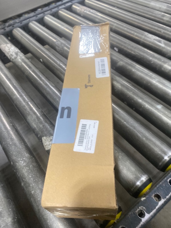 Photo 1 of Therwen 20 Pcs 1.18 Inches x 1.77 Inches x 11.5 Inches Aluminum Siding Corners with 60 Pcs 0.79'' Nails Included Siding Building Material Tools