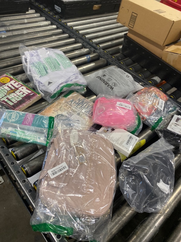 Photo 1 of NELLIS VARIETY SMALL BOX / SEE NOTES FOR DEATILS