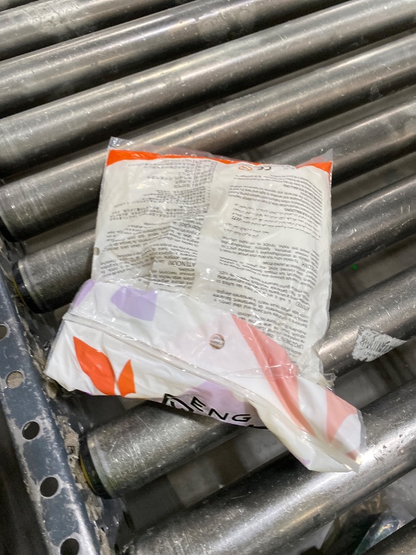 Photo 1 of 100 Pcs Quick Link Balloons White 6 inch, Latex Linking Balloons for Balloon Wall/Arches/Chains, Birthday Party Wedding Anniversary Graduation Arch Party Decor (white)