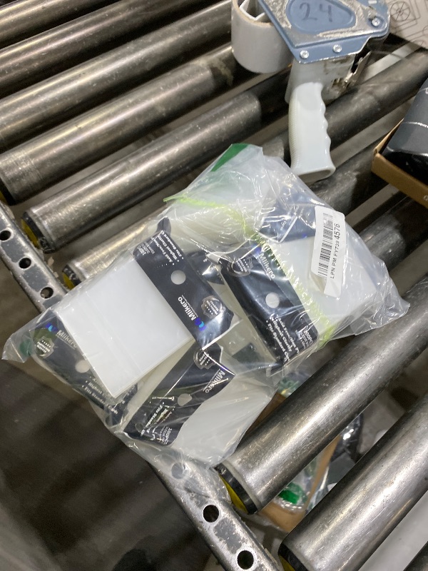 Photo 1 of 1000 Counts Card Sleeves, Matte Clear Card Sleeves Deck Card Protectors, Trading Card Sleeve Fit for MTG, Baseball, Sports, Game Cards (Matte Clear)