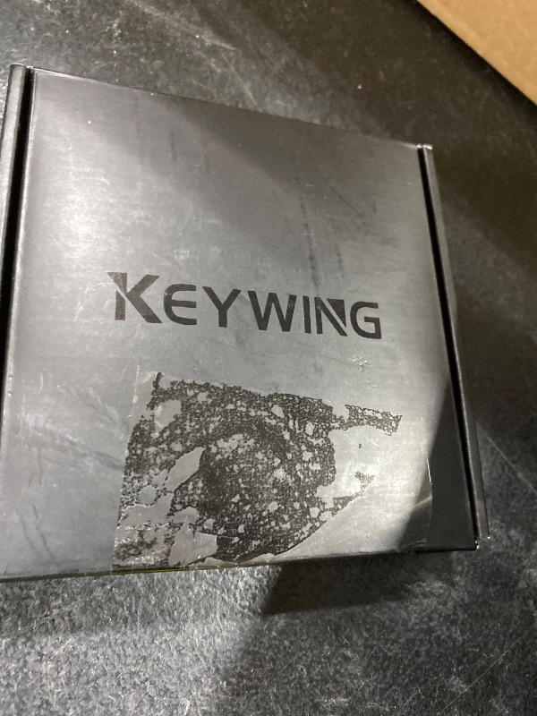 Photo 1 of KEYWING Phone Camera Lens 3 in 1 Phone Lens Kit, 198 Fisheye Lens + 120 Super Wide-Angle Lens + 20x Macro Lens for iPhone Samsung Android Smartphone Black 3in1