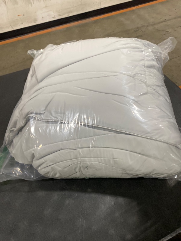 Photo 1 of Bedsure Cooling Comforter King Size - Cooling Blankets for Hot Sleepers, Lightweight Comforter for Summer with Dual-Sided Cool Tech, Soft Breathable Cold Blanket for Sleeping, Grey, 102x90 Inches