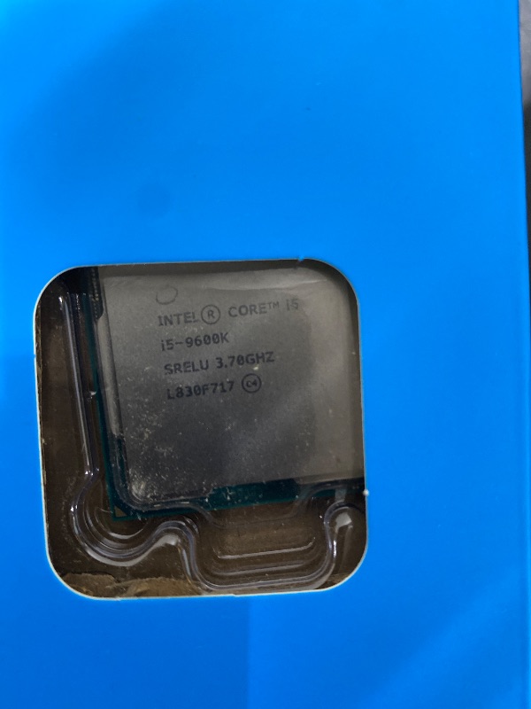 Photo 1 of Intel Core i5-9600K Desktop Processor 6 Cores up to 4.6 GHz Turbo unlocked LGA1151 300 Series 95W, BX80684I59600K