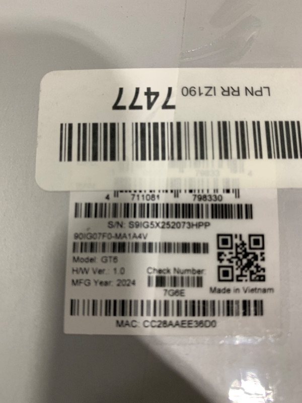 Photo 1 of ASUS ROG Rapture GT6 (2PK) AX10000 Tri-Band WiFi 6 Gaming Mesh System, Covers up to 5,800 sq ft, 2.5 Gbps Port, Triple-Level Game Acceleration, UNII 4, Free Lifetime Internet Security, Moonlight White