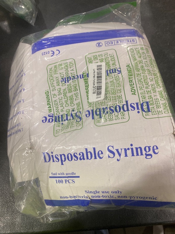 Photo 1 of 100 Pack Disposable 5ml/cc Lab Syringes with 22Ga 1.25 Inch Needle Luer Lock, Individually Sealed Packed