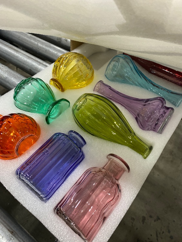 Photo 1 of Yaomiao 30 Pcs Vases Bulk Colored Flower Glass Bud Vases Valentine Vintage Colored Glass Bottles Colorful Rustic Embossed for Home Wedding Table Decorations Gifts(Bright Color)