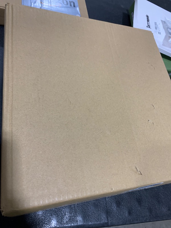 Photo 1 of YJYQHYX 12 Pack Clear Charger Plates with Beaded Rim, 13 Inch Plastic Chargers for Dinner Plates Acrylic Round Tabletop Decoration for Home Kitchen Catering Wedding Table Event Party Dinner (Clear)