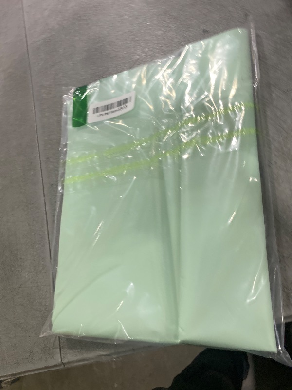 Photo 1 of MECCANIXITY 10 Pcs Flower Wrapping Paper 22.8x22.8 Inch Waterproof Florists Wrapping Paper for Florist Bouquet Supplies, DIY Crafts, Gift/Gift Box Packaging Light Green