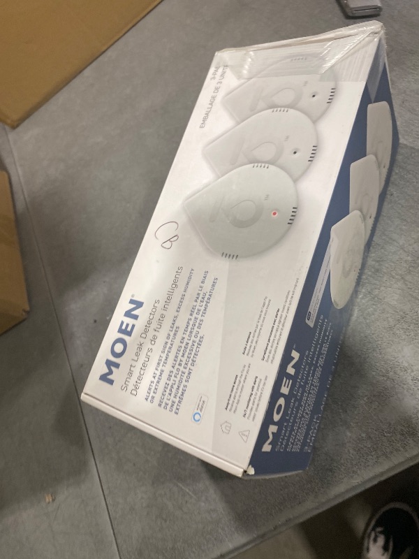 Photo 1 of Moen White Flo Smart Water Leak Detector, Water Sensor Alarm for Home, 3-Pack, 920-005