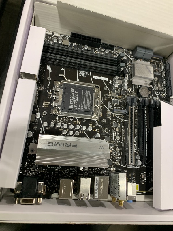 Photo 1 of ASUS Prime B650M-A AX II AMD B650 AM5 Ryzen™ Desktop 9000 8000 & 7000 Micro-ATX mATX Motherboard, DDR5, PCIe 5.0 M.2, 2.5Gb LAN, Wi-Fi 6, DisplayPort, HDMI®, USB 3.2, USB 3.2 Type-C®, BIOS Flashback™