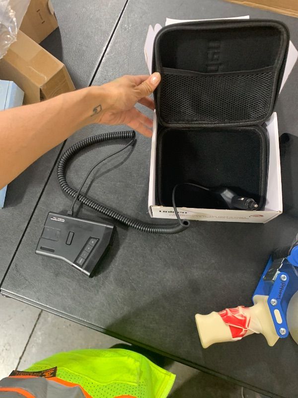 Photo 1 of NON-FUNCTIONAL, PARTS ONLY----------------Uniden R7 Extreme Long Range Laser/Radar Detector, 360° Awareness, Directional Arrows, Wi-Fi, Bluetooth, GPS, Real-Time Voice Alerts, Red Light & Speed Camera Alerts, R/TACH App